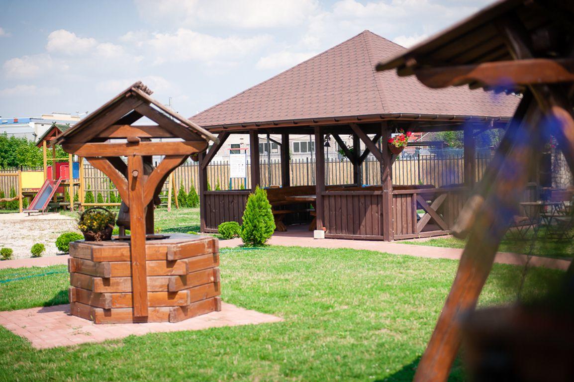 Hotel Podzamcze Gora Kalwaria Bagian luar foto